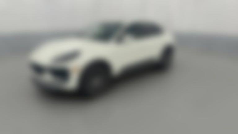 2023 Porsche Macan vehicle photo