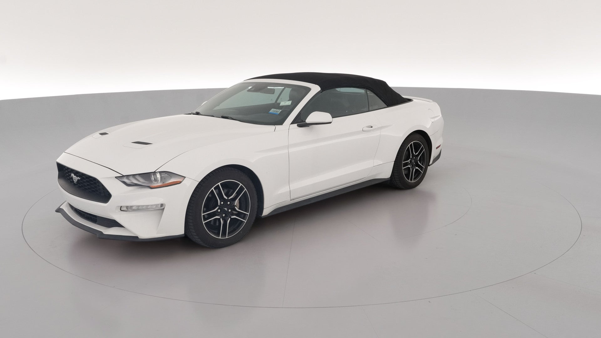 2021 Ford Mustang vehicle photo