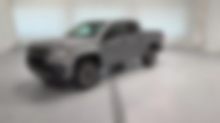 2022 Chevrolet Colorado Crew Cab vehicle photo