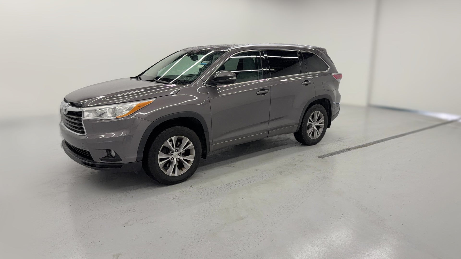 2014 Toyota Highlander vehicle photo