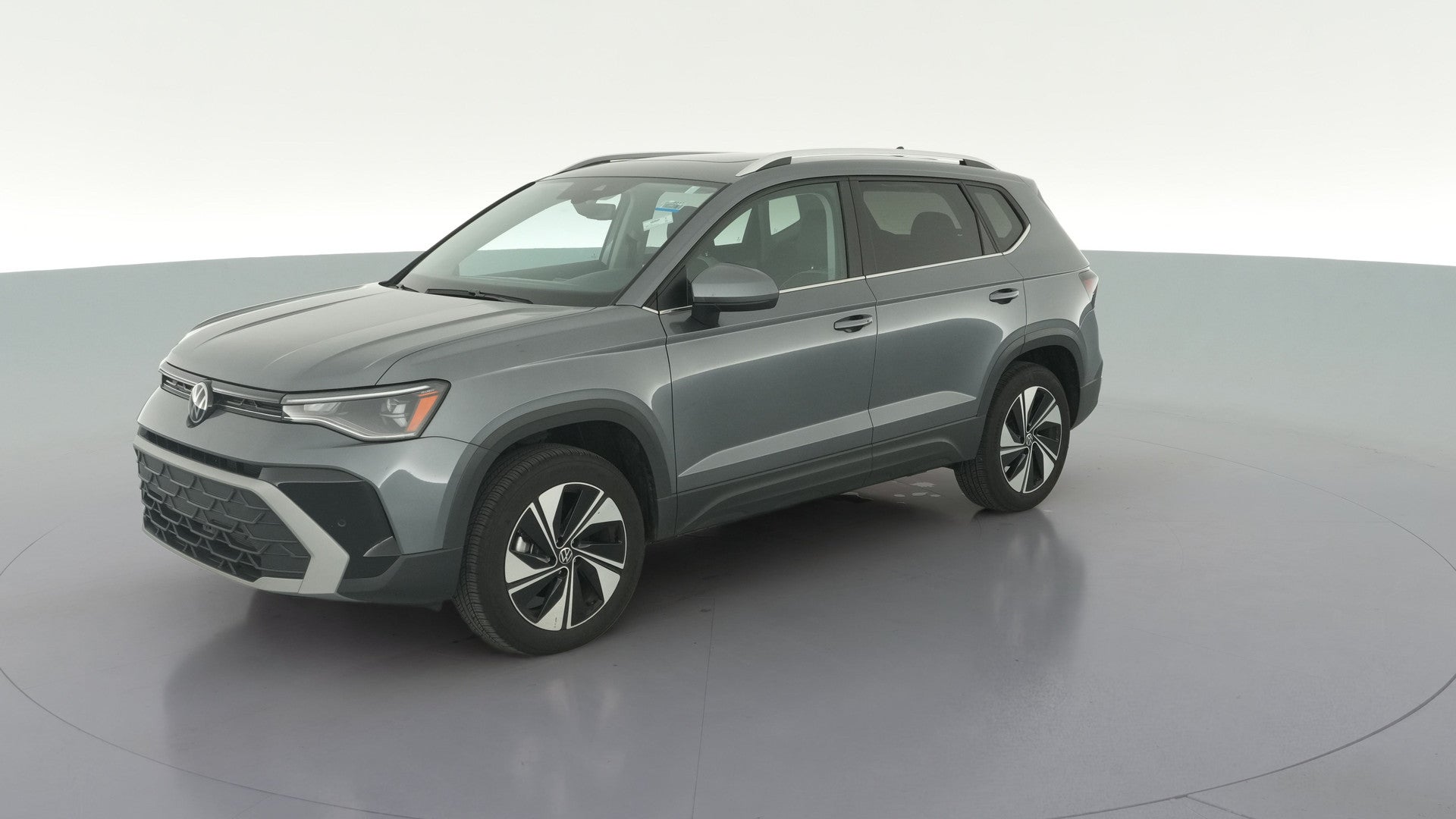 2025 Volkswagen Taos vehicle photo