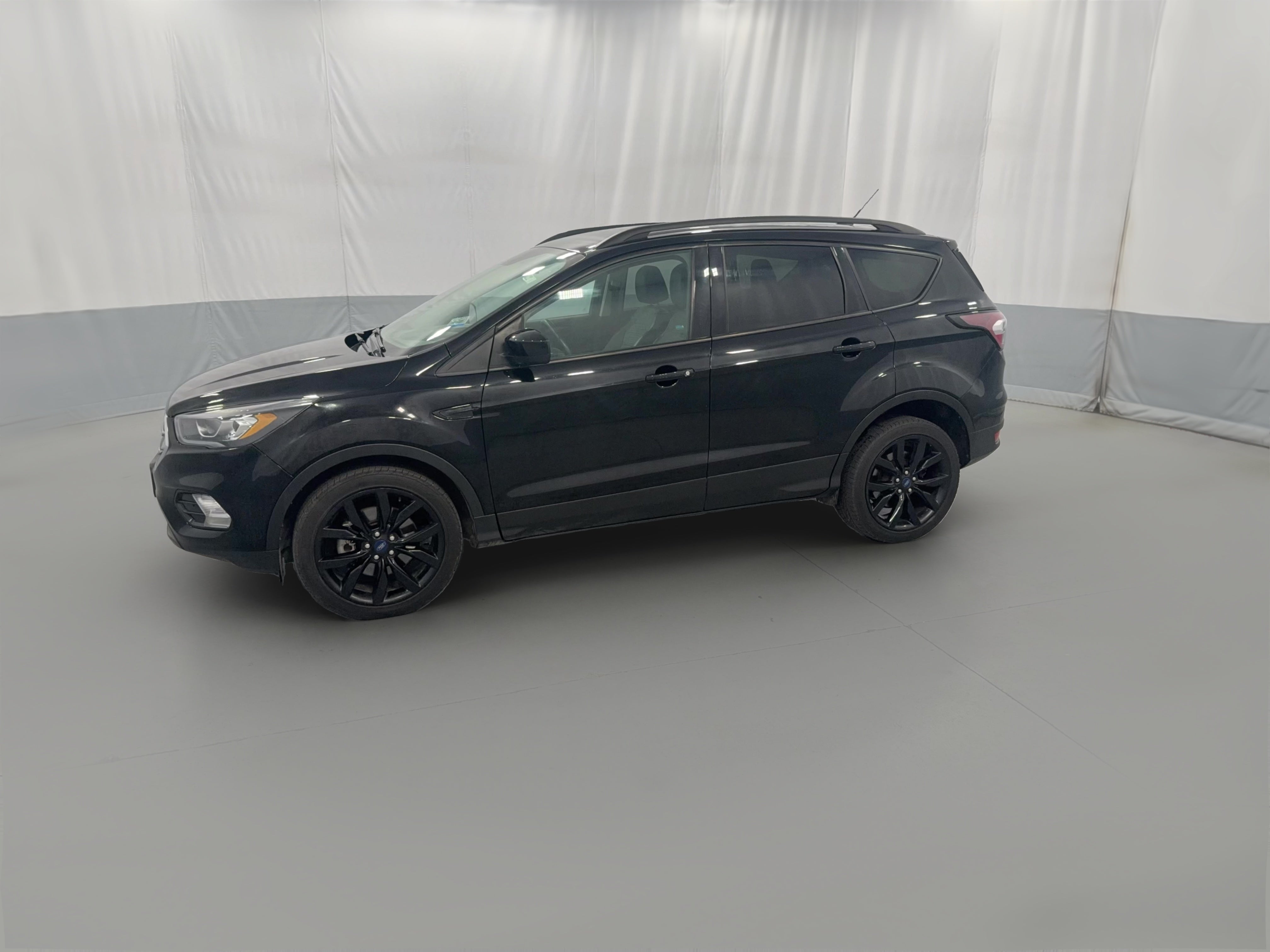 2017 Ford Escape SE - Photo 29