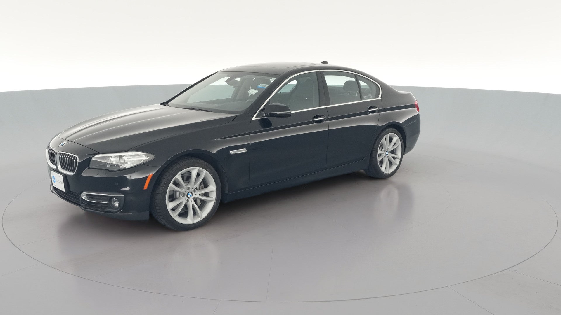 2014 BMW 5 Series vehicle photo