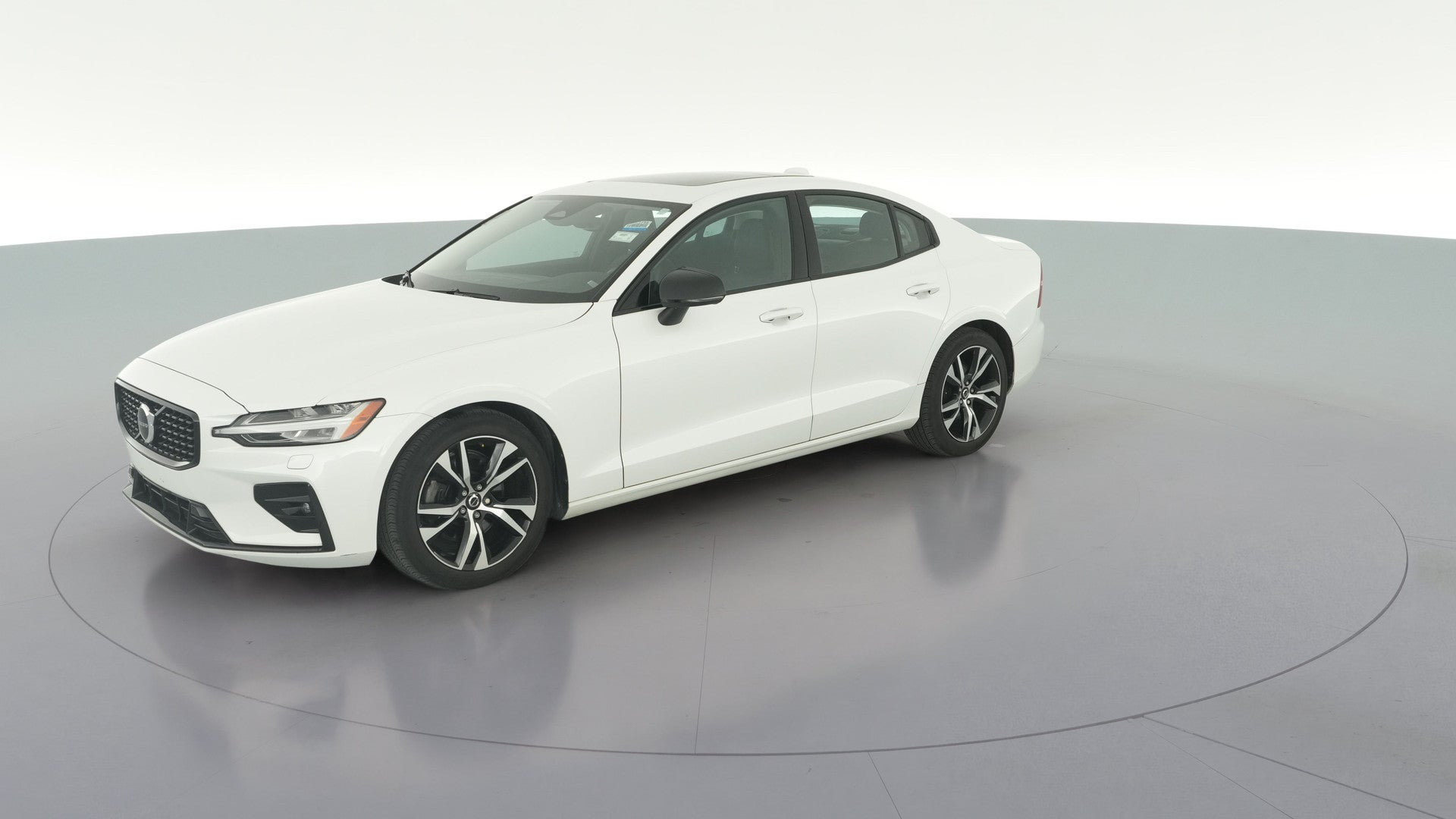 2024 Volvo S60 vehicle photo