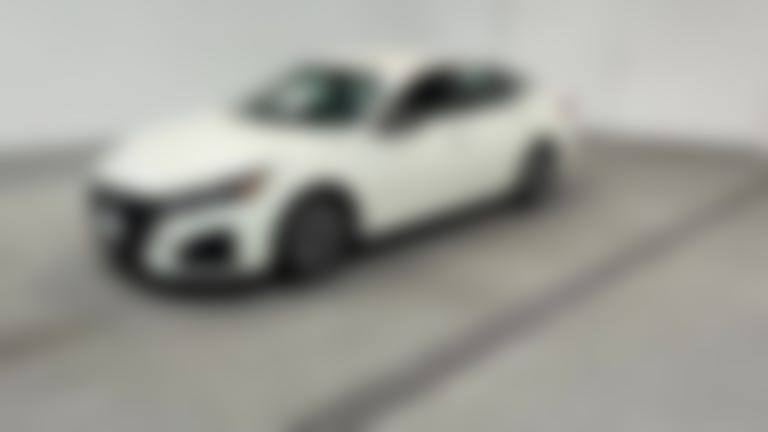 2025 Nissan Altima vehicle photo