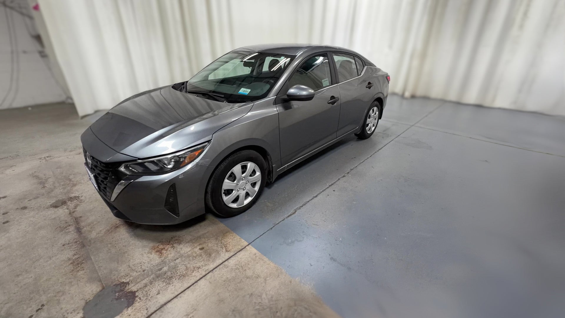 2025 Nissan Sentra vehicle photo