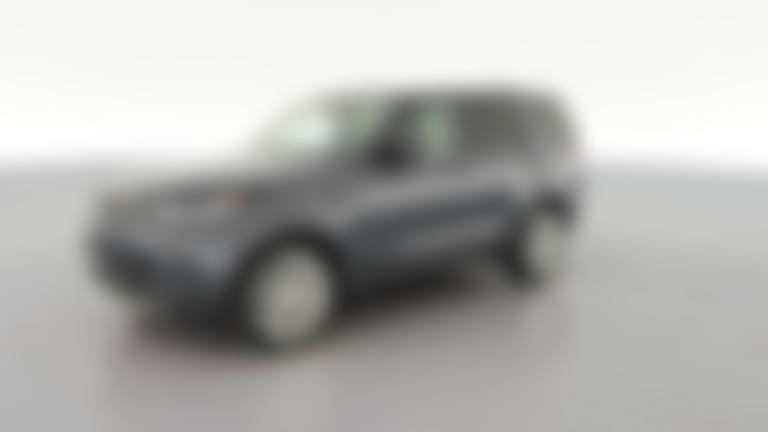 2024 Land Rover Discovery vehicle photo