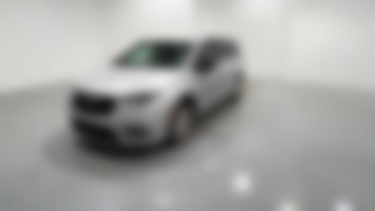 2024 Chrysler Pacifica vehicle photo