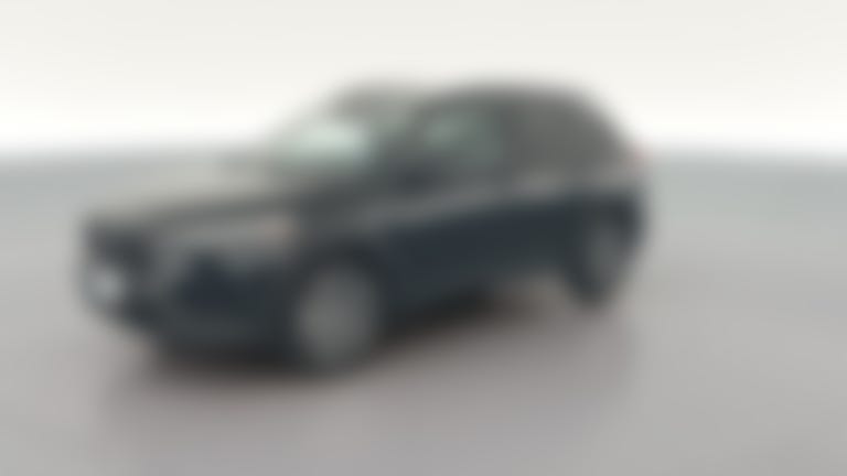 2024 Toyota Corolla Cross vehicle photo