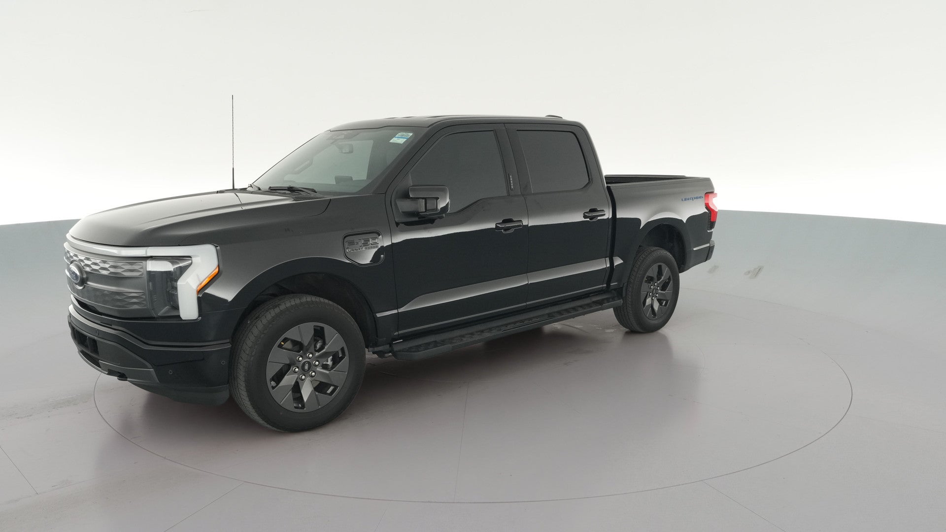 2023 Ford F150 Lightning vehicle photo