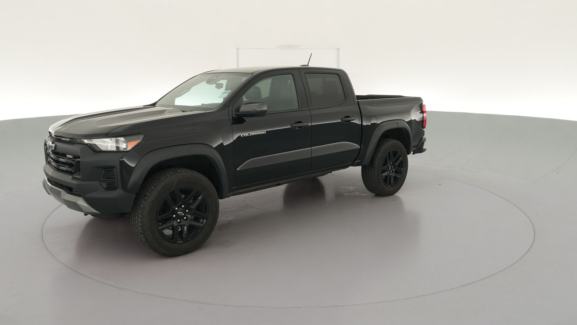 2025 Chevrolet Colorado Crew Cab vehicle photo
