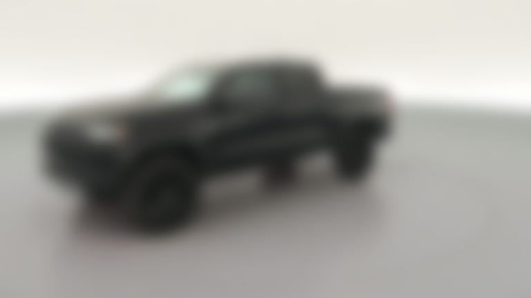 2025 Chevrolet Colorado Crew Cab vehicle photo