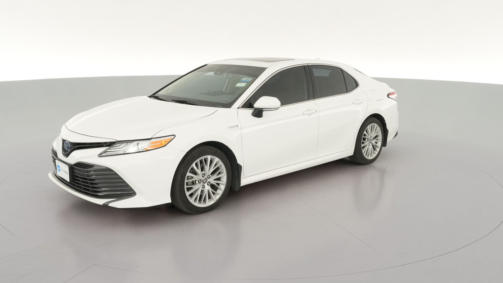 2020 Toyota Camry Hybrid vehicle photo