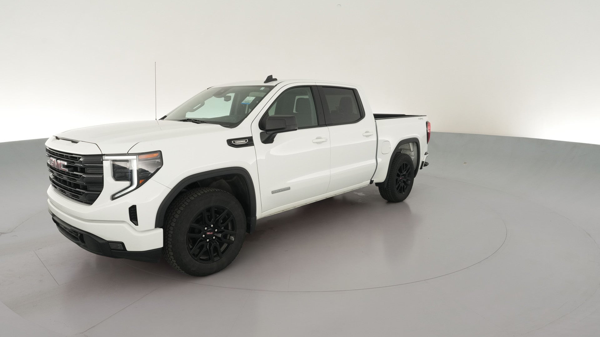 2024 GMC Sierra 1500 Crew Cab vehicle photo
