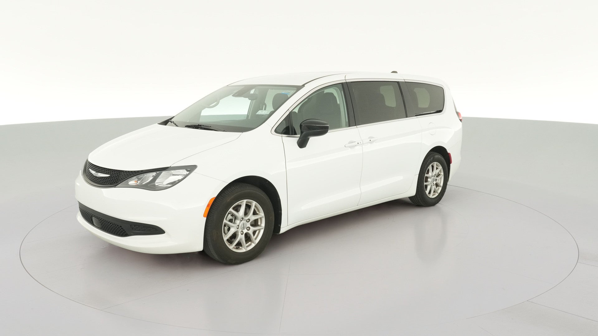 2024 Chrysler Voyager vehicle photo