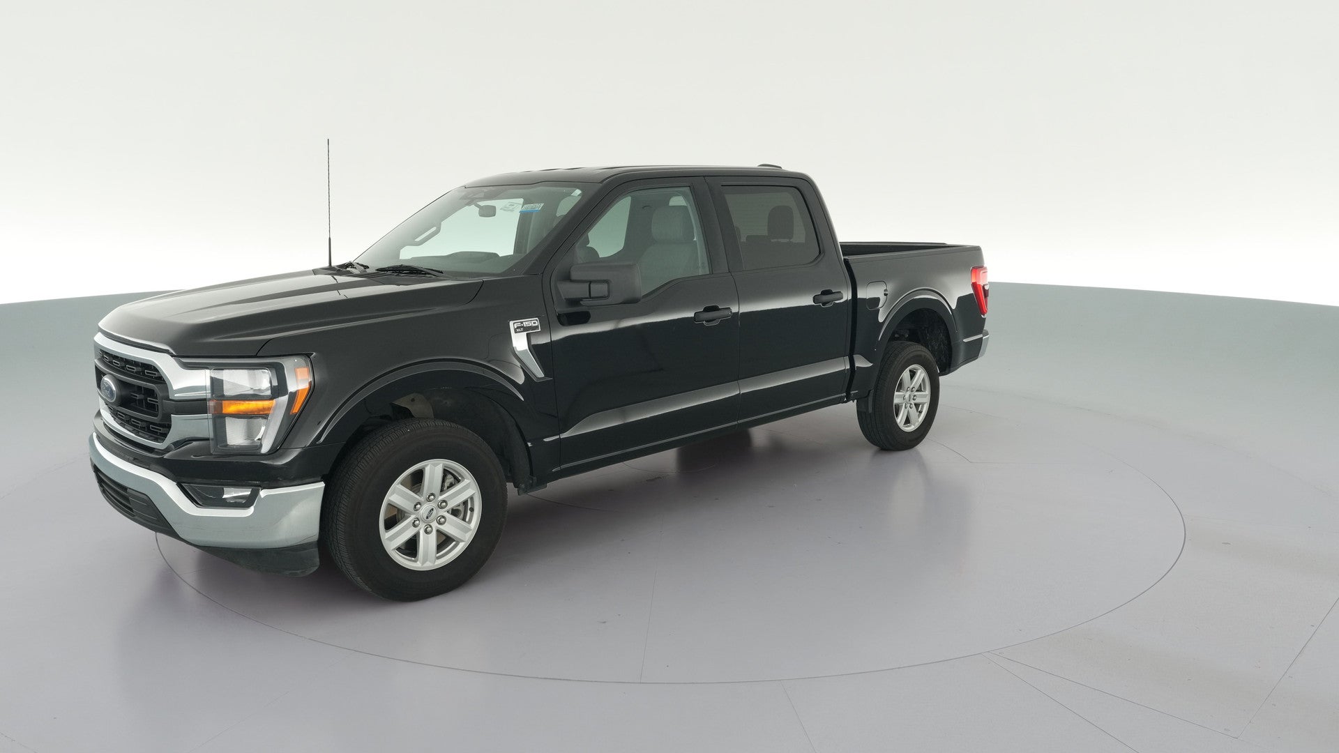 2023 Ford F150 SuperCrew Cab vehicle photo