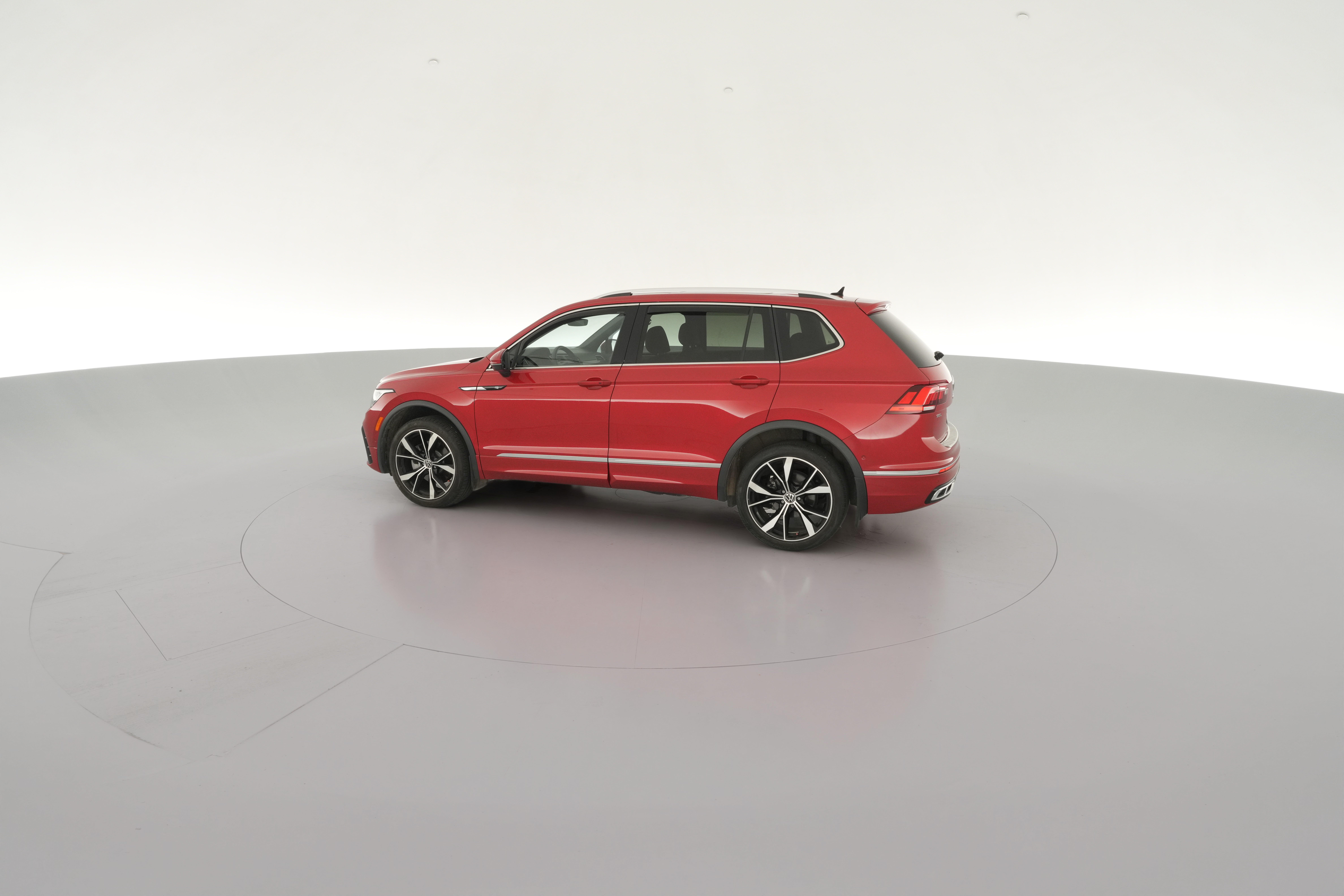 2024 Volkswagen Tiguan SEL R-LINE - Photo 27