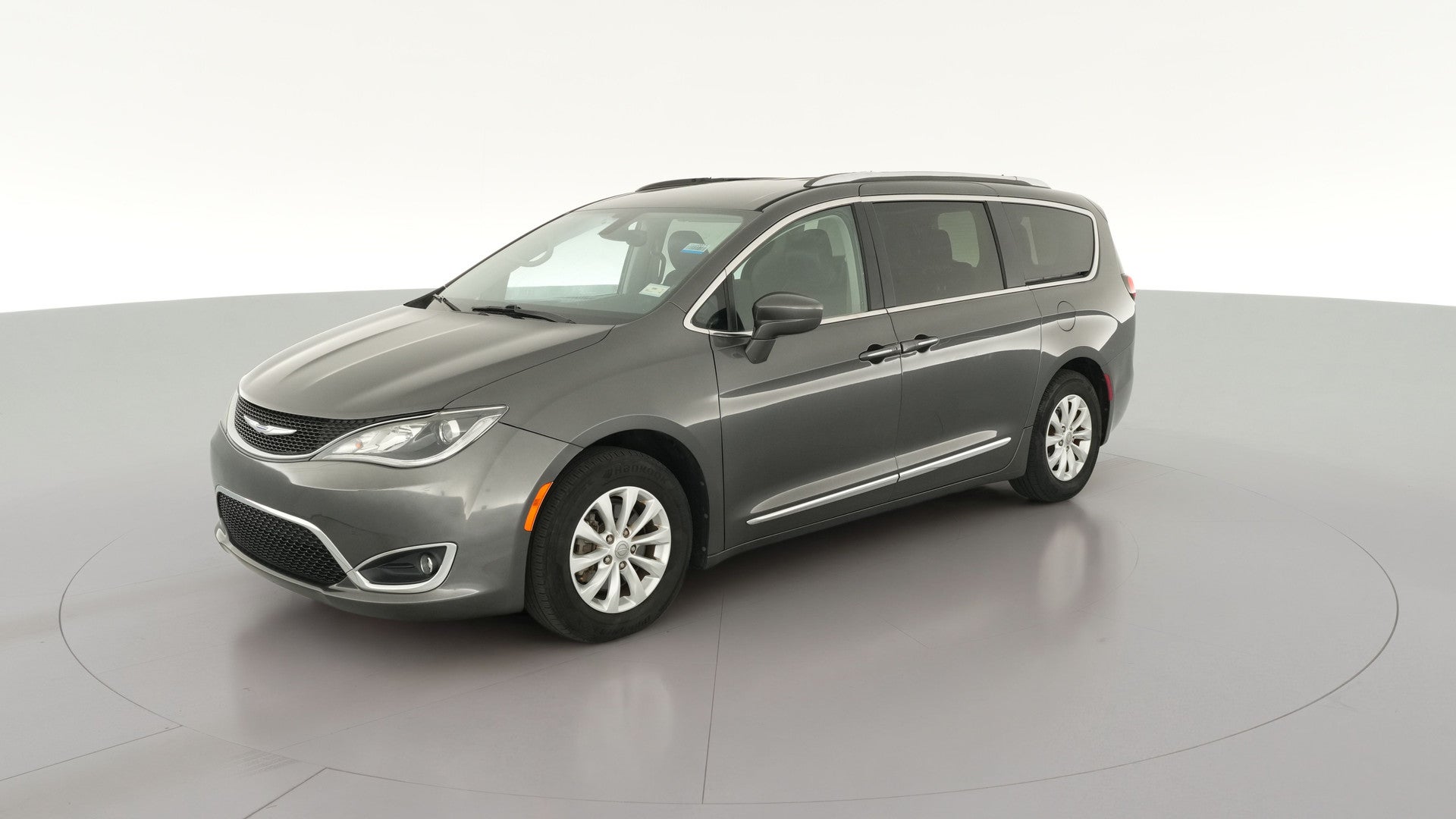2019 Chrysler Pacifica vehicle photo