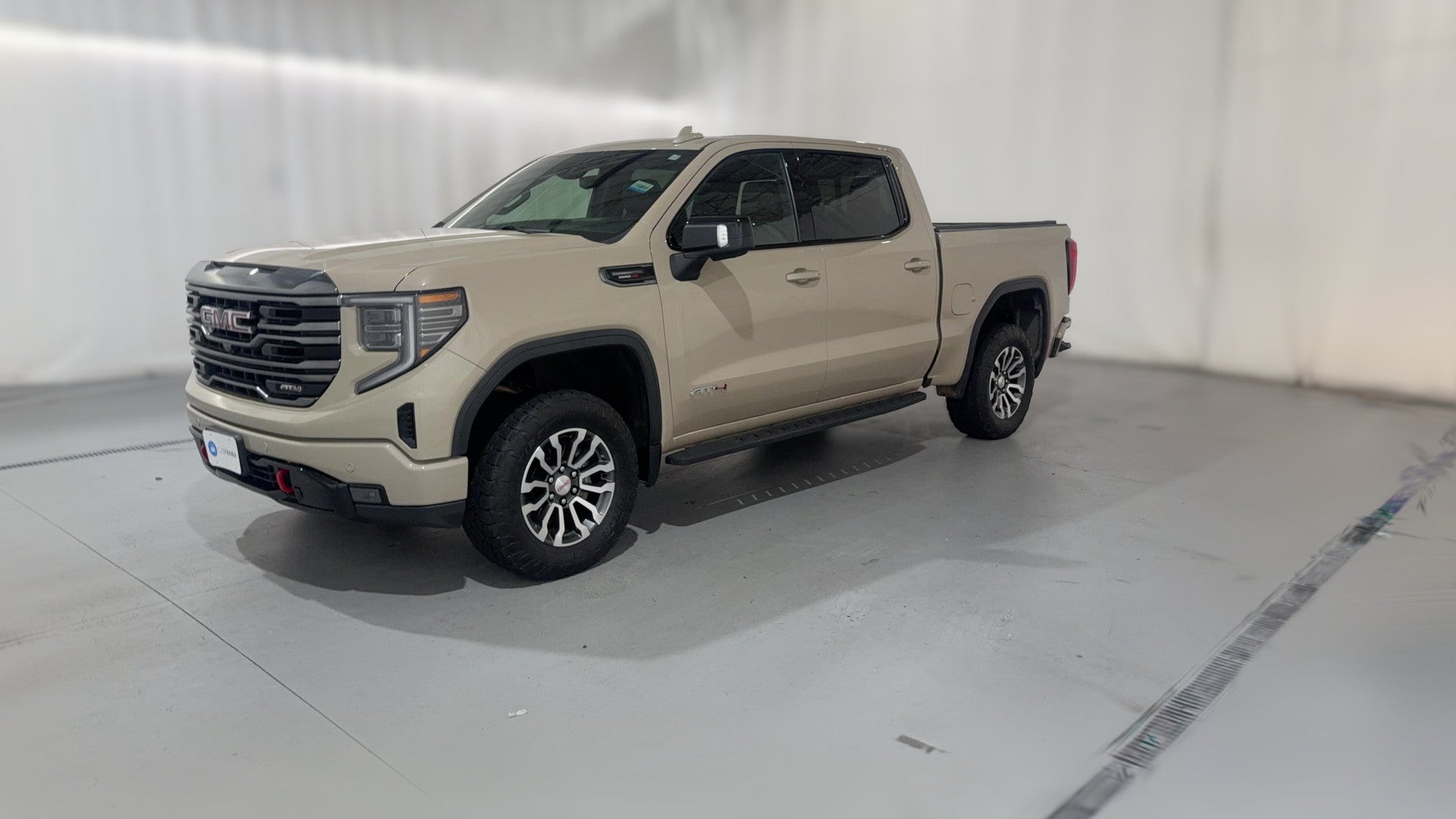 2023 GMC Sierra 1500 Crew Cab vehicle photo