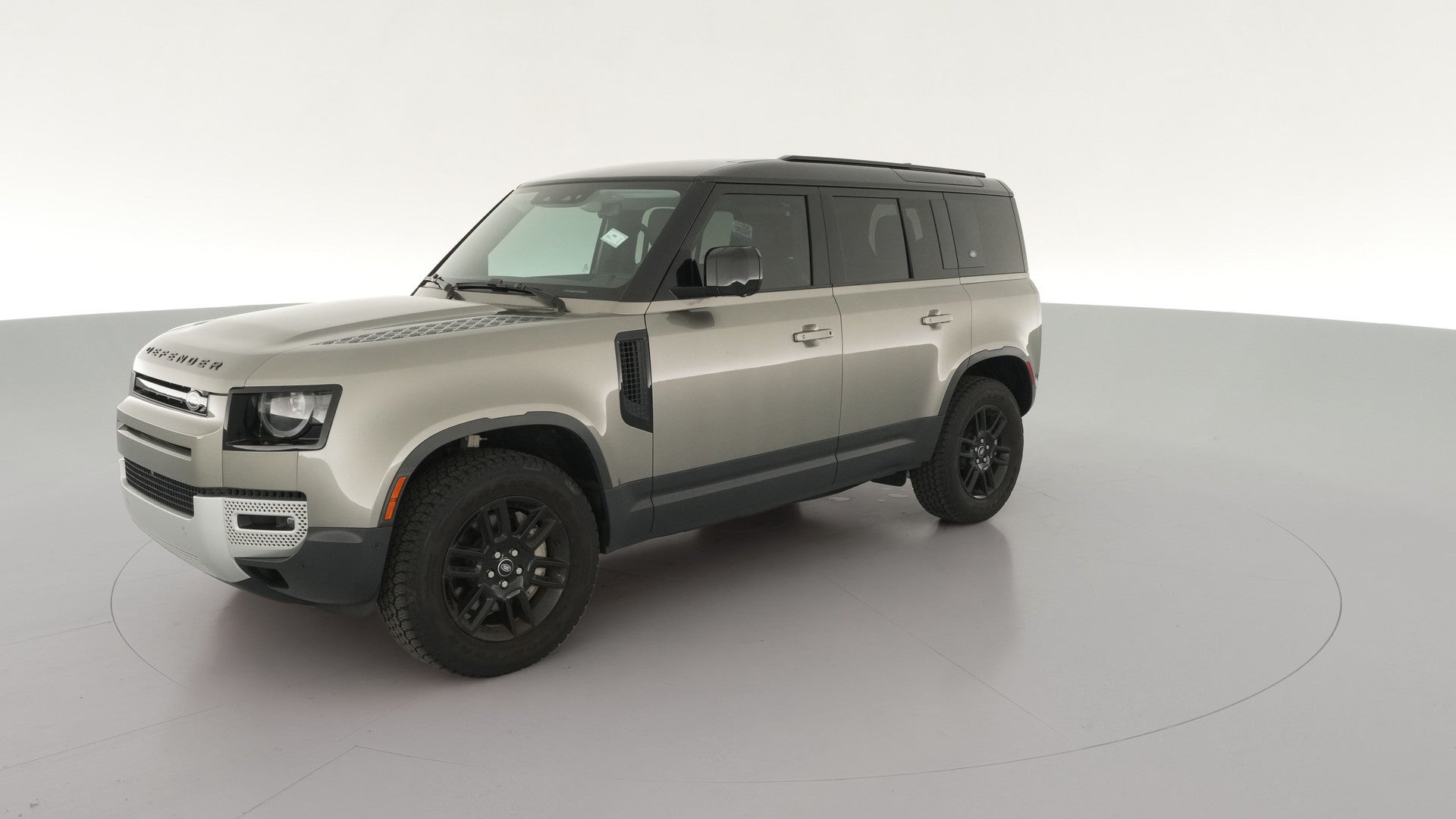 2024 Land Rover Defender 110 vehicle photo