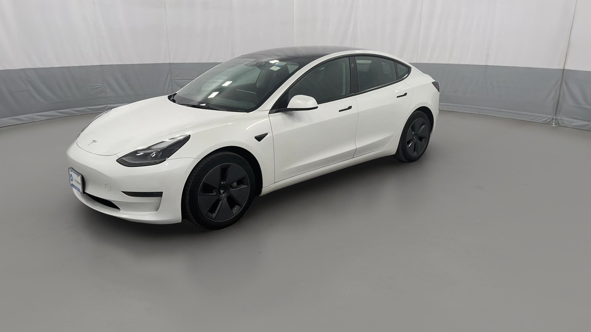 2023 Tesla Model 3 vehicle photo