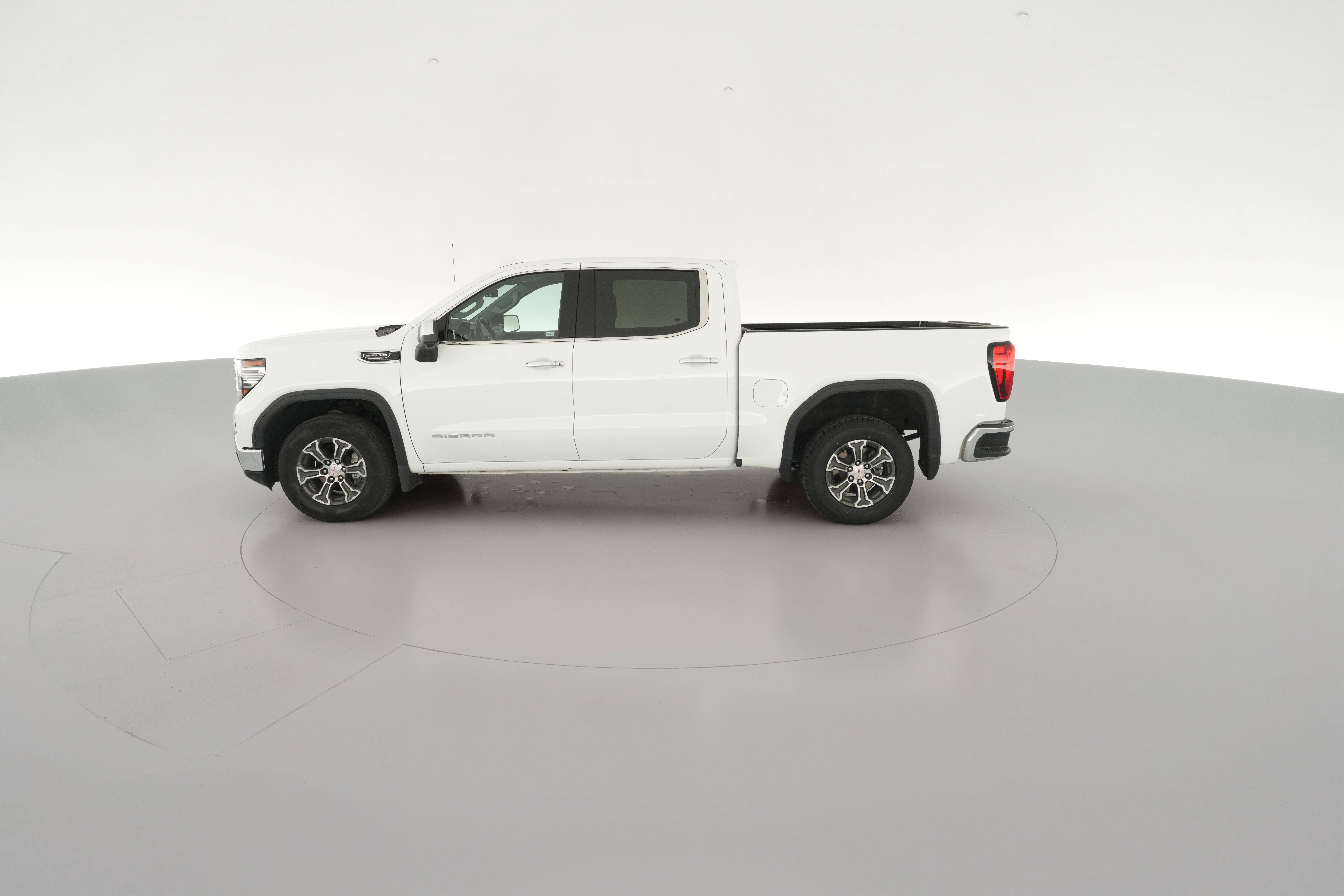 2024 GMC Sierra 1500 SLT - Photo 31