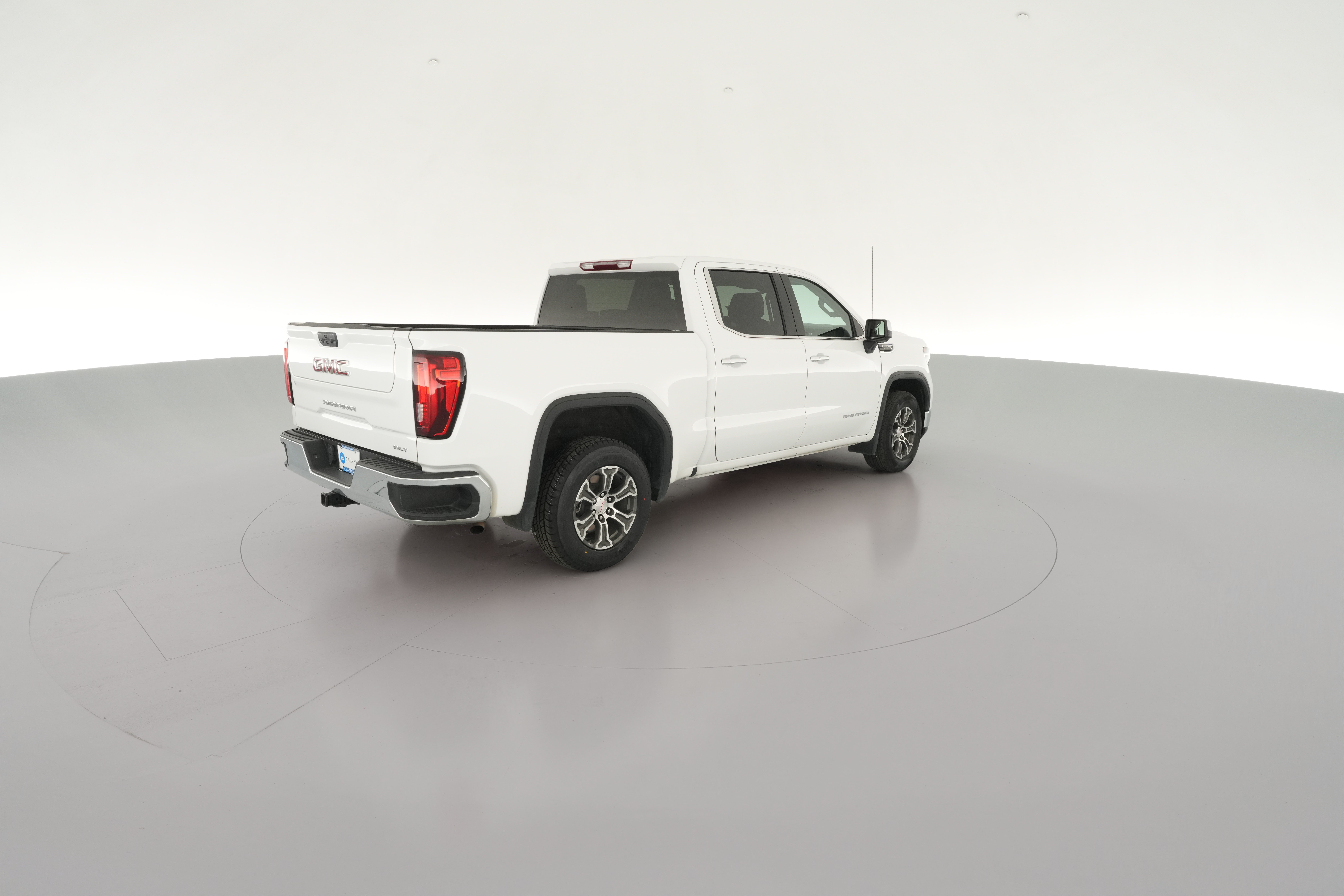2024 GMC Sierra 1500 SLT - Photo 37