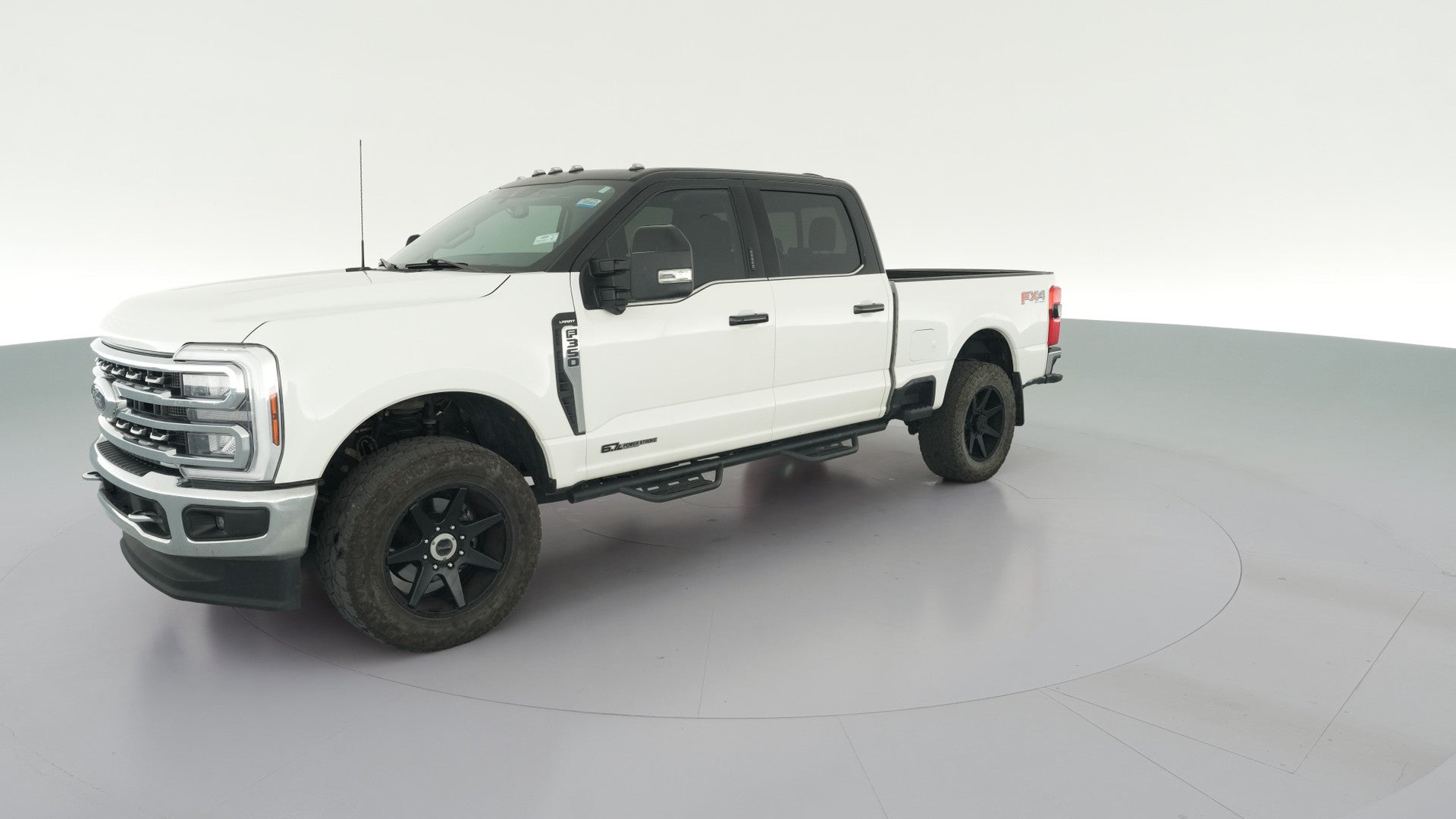 2024 Ford F350 Super Duty Crew Cab vehicle photo