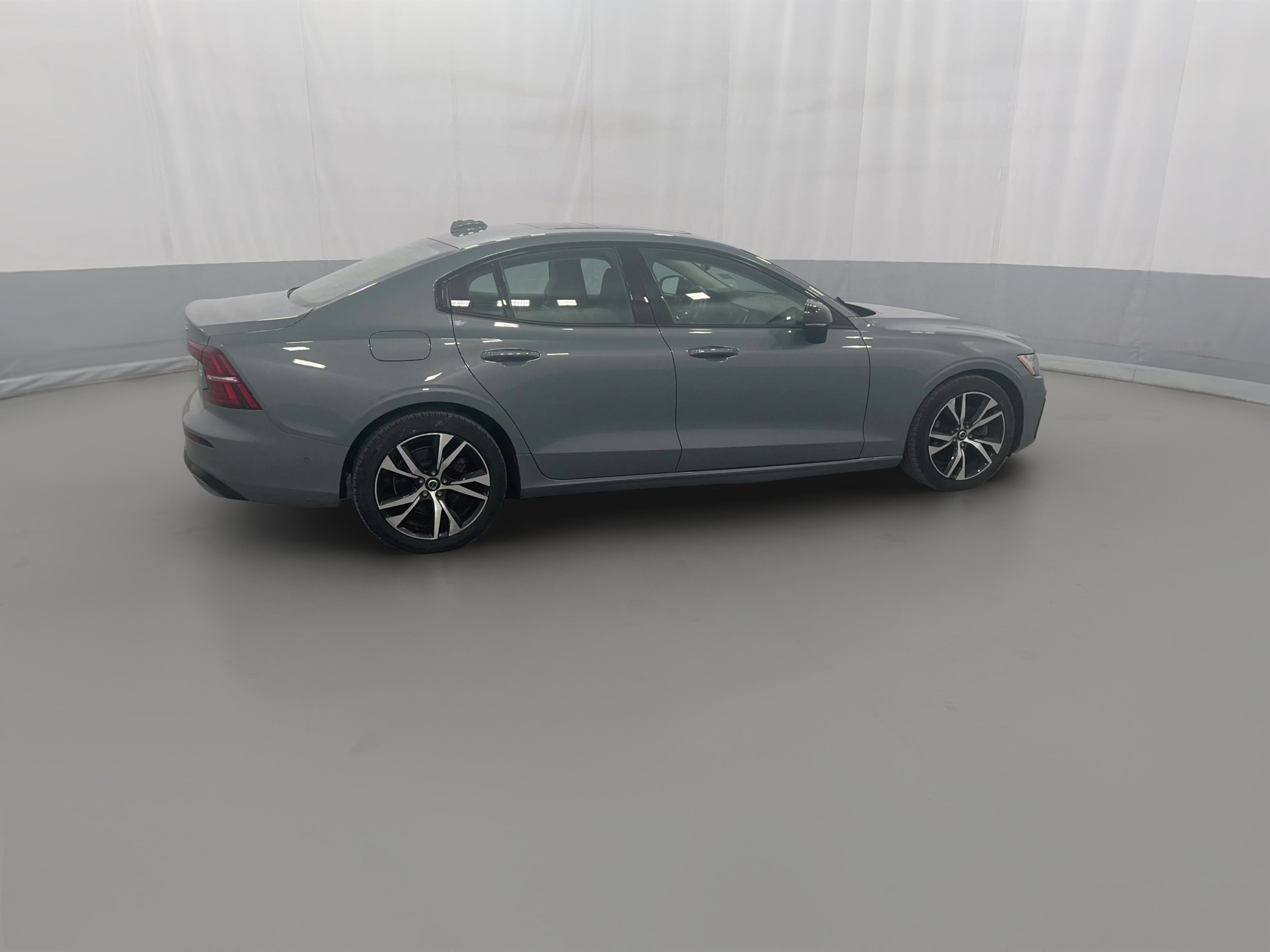 2023 Volvo S60 Plus - Photo 33