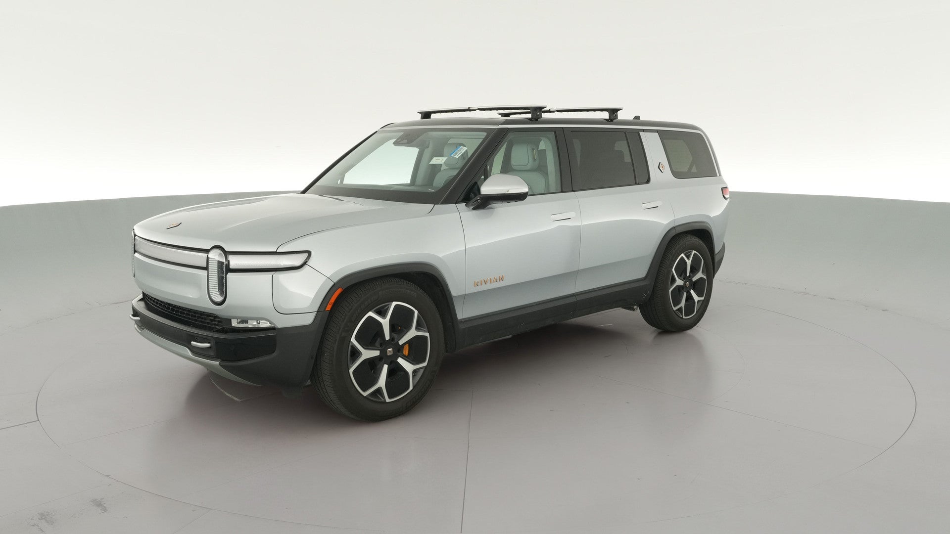 2023 Rivian R1S vehicle photo