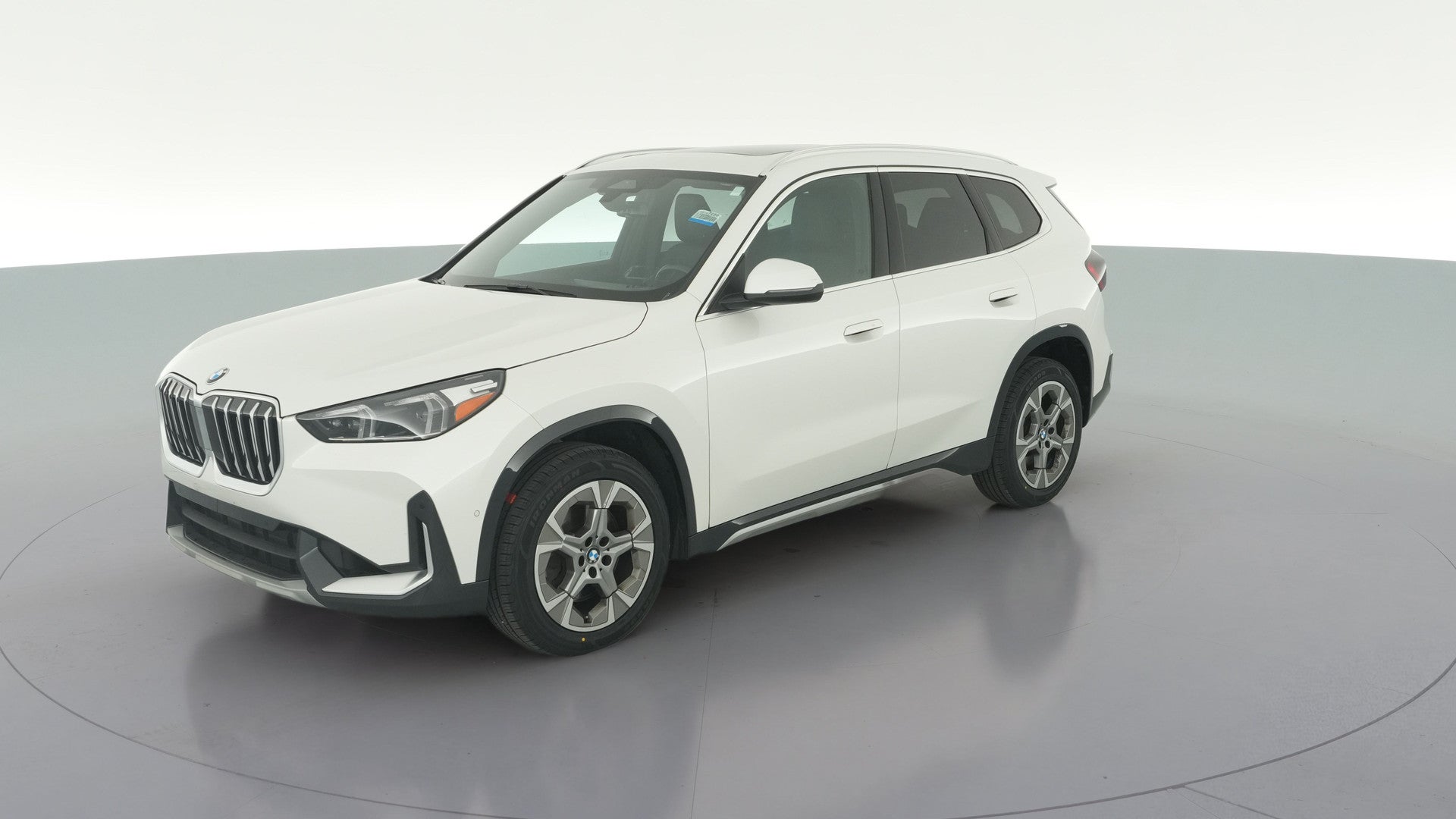 2025 BMW X1 vehicle photo