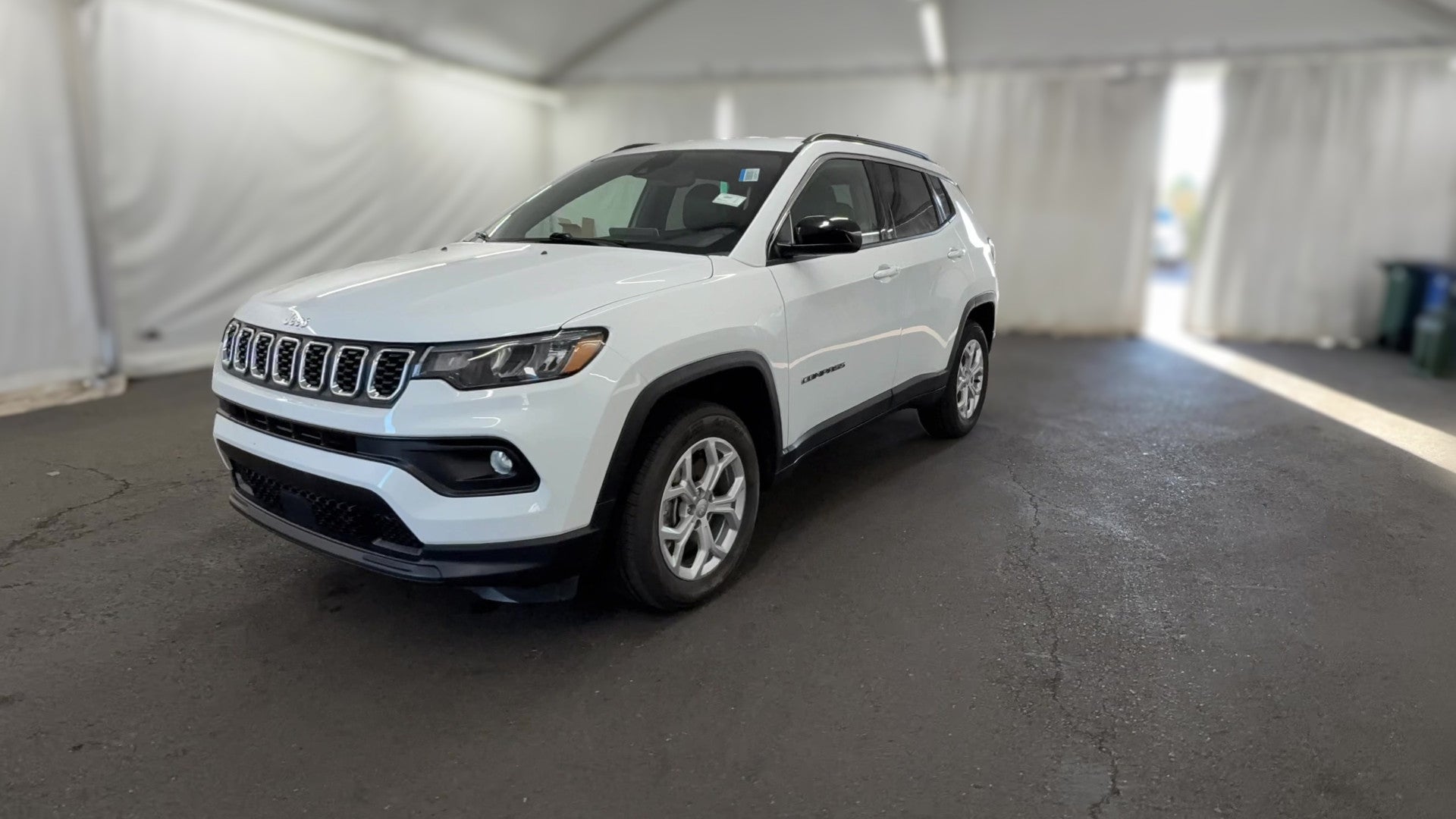 2024 Jeep Compass vehicle photo