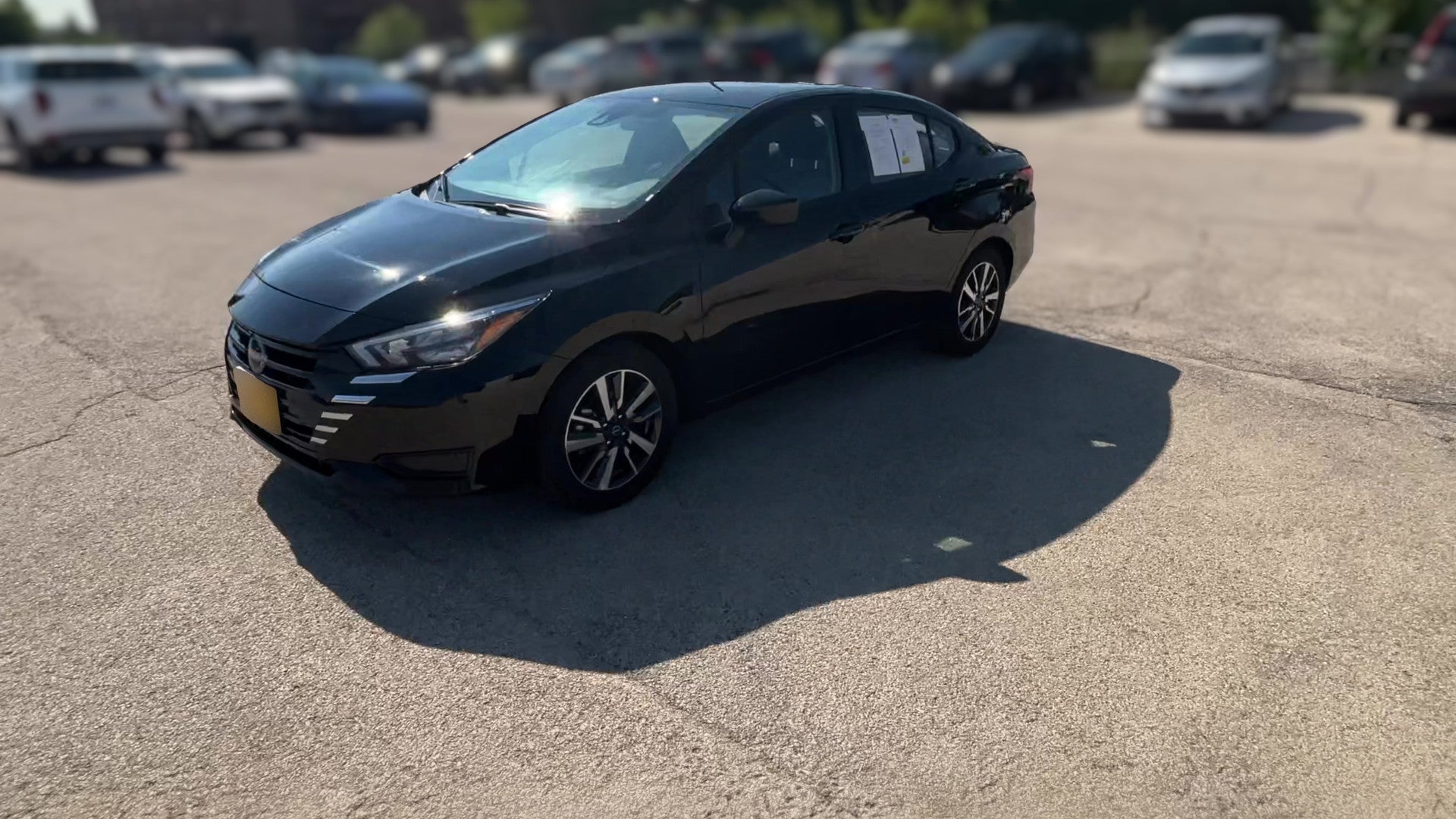 2025 Nissan Versa vehicle photo