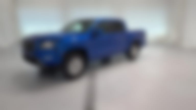 2024 Nissan Frontier Crew Cab vehicle photo