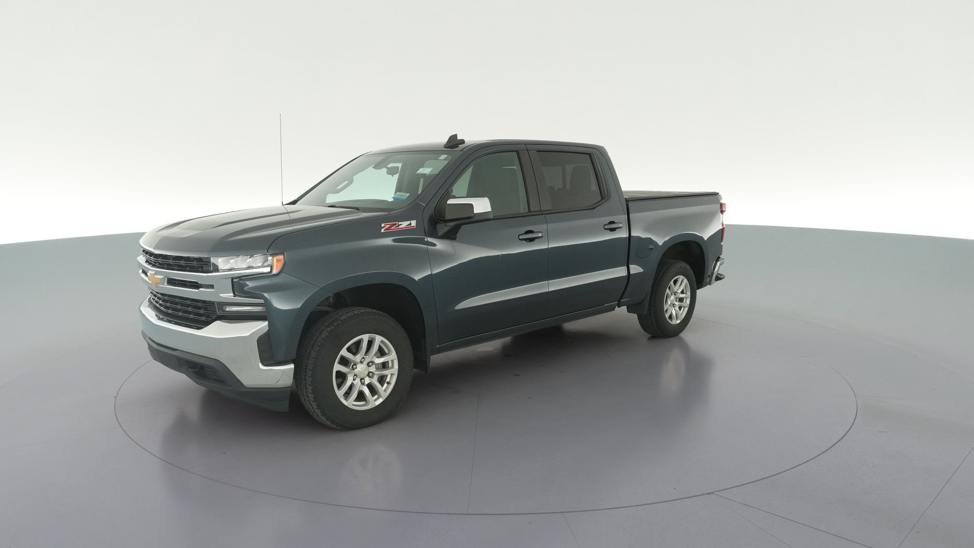 2021 Chevrolet Silverado 1500 Crew Cab vehicle photo