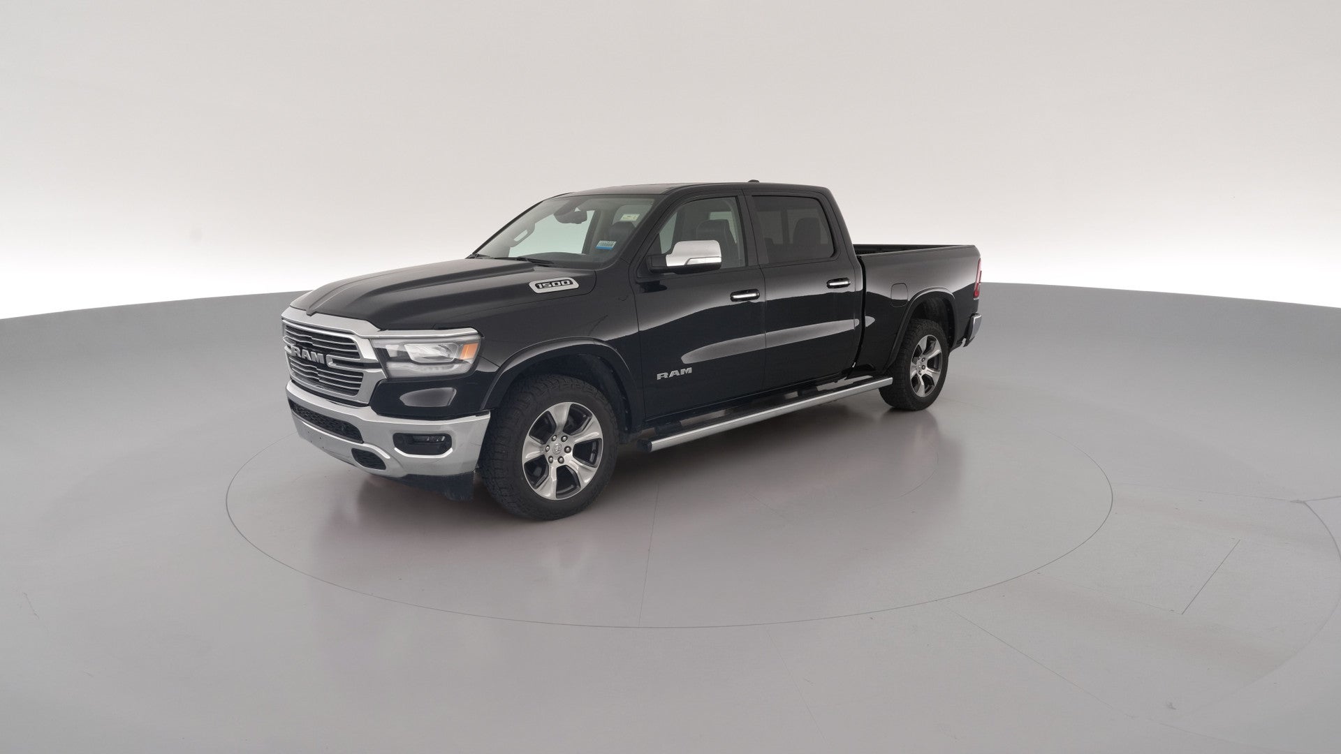 2019 Ram 1500 Crew Cab vehicle photo