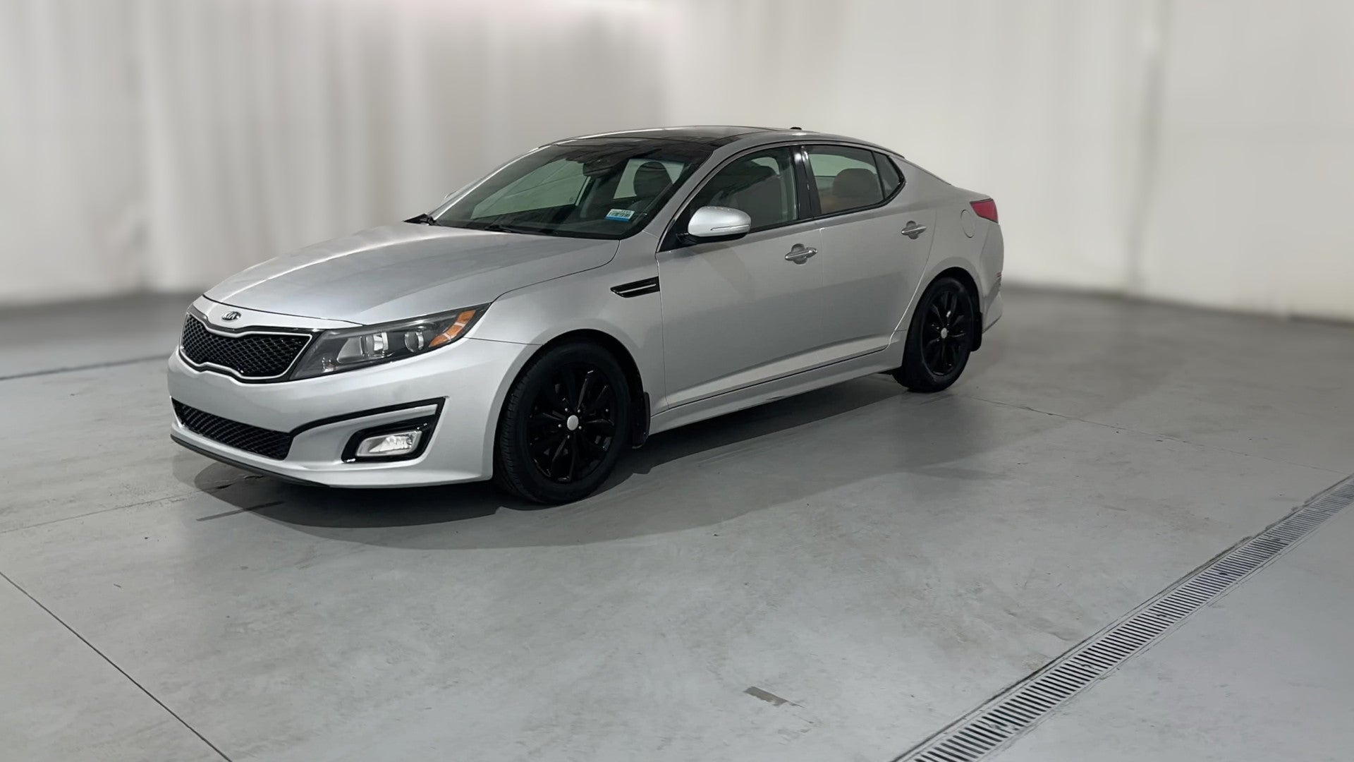 2015 Kia Optima vehicle photo