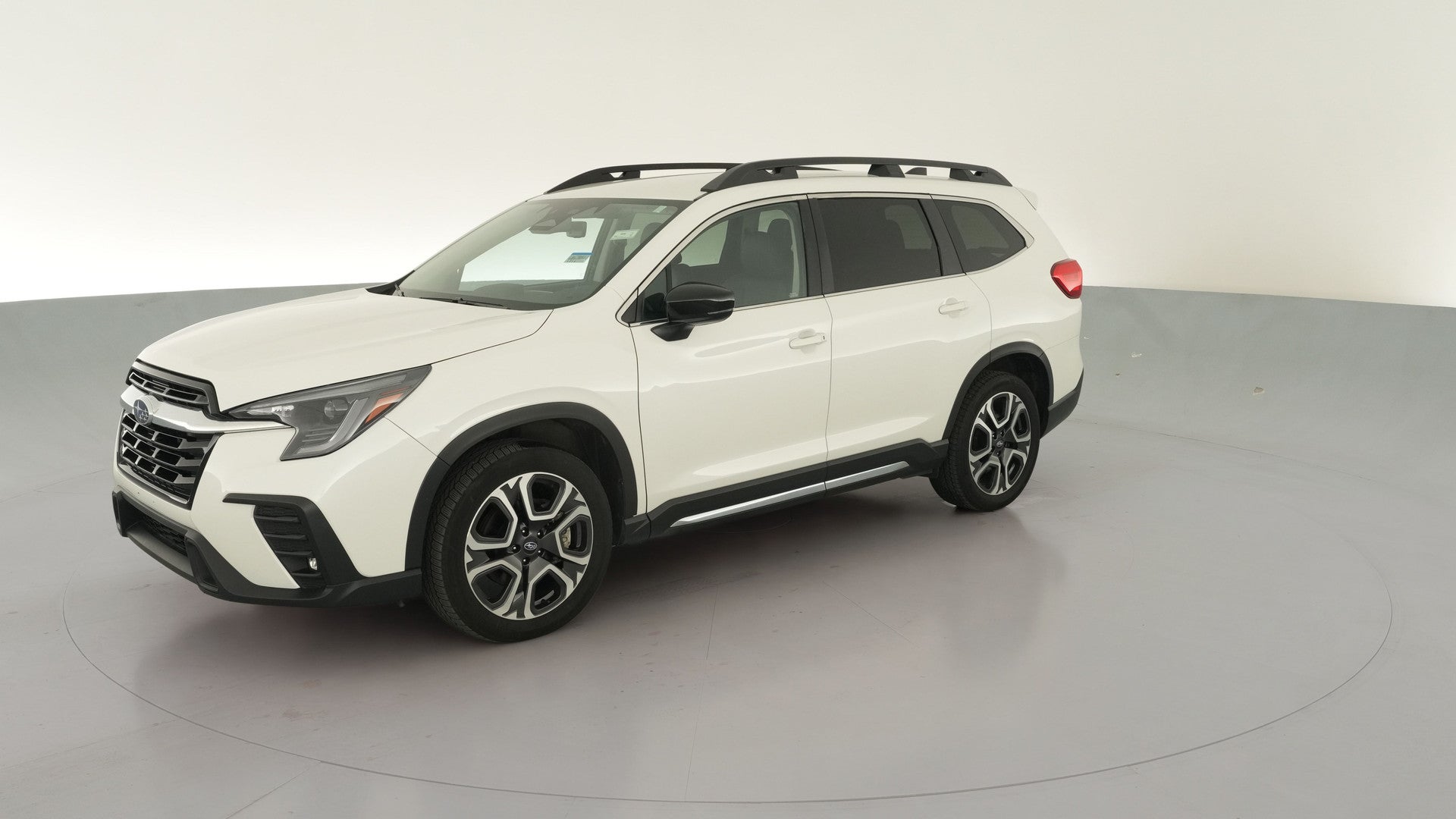 2024 Subaru Ascent vehicle photo