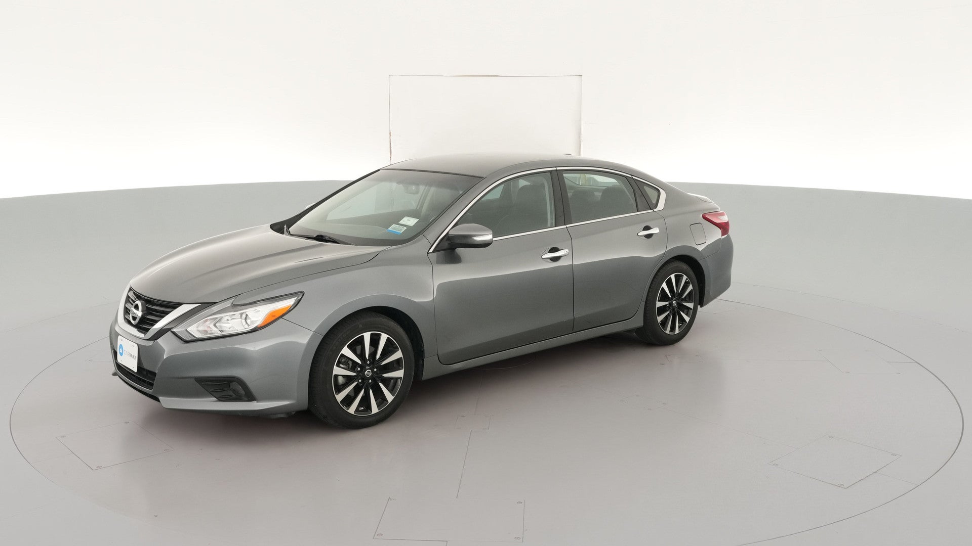2018 Nissan Altima vehicle photo