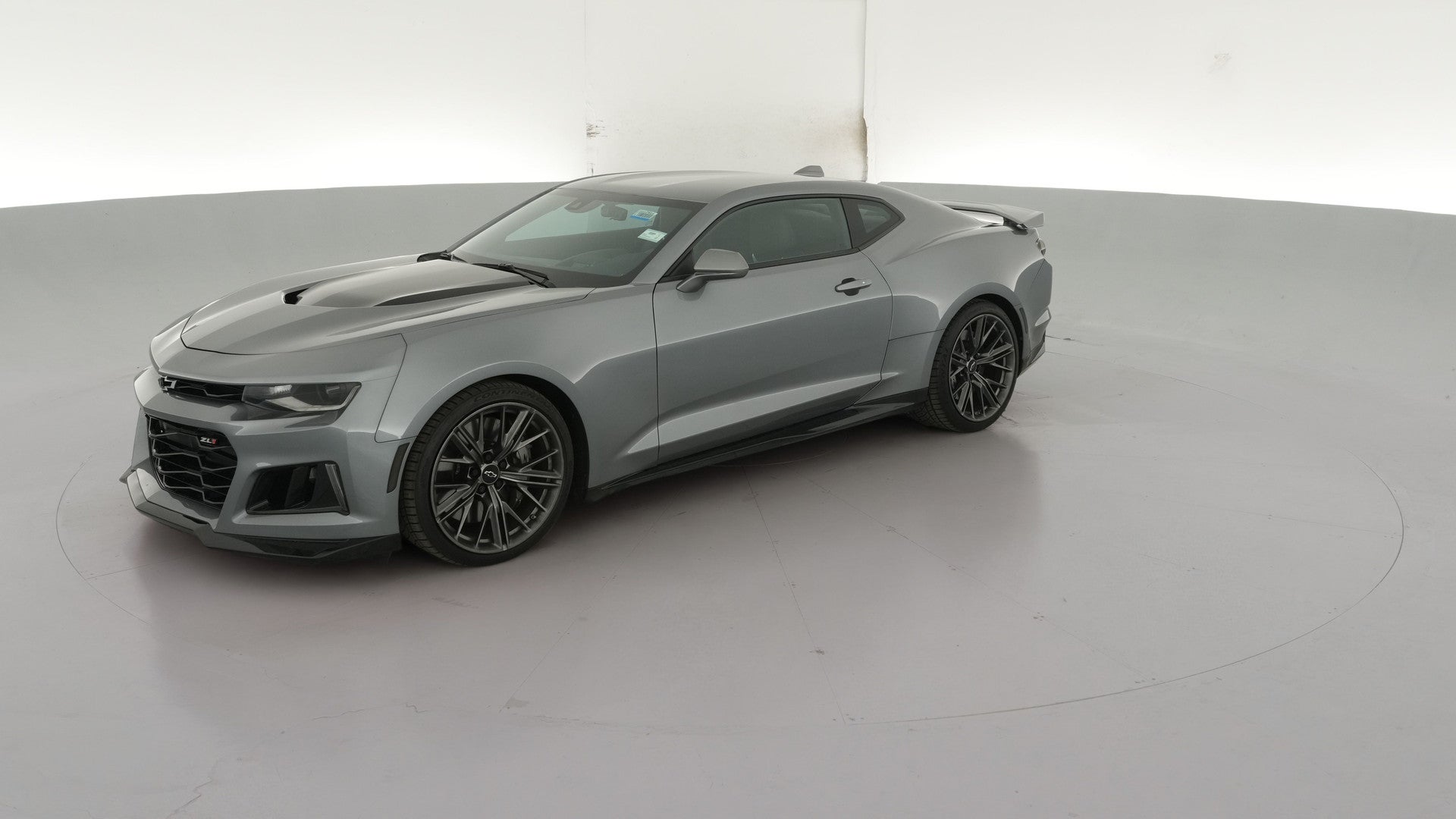 2021 Chevrolet Camaro vehicle photo
