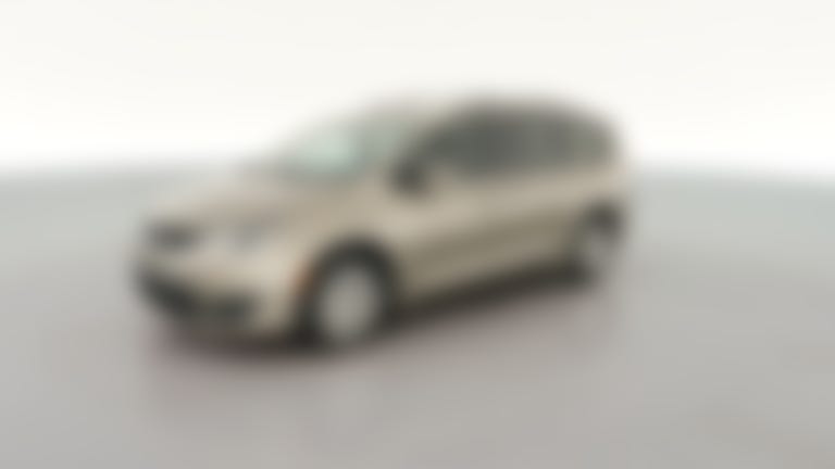 2018 Chrysler Pacifica vehicle photo