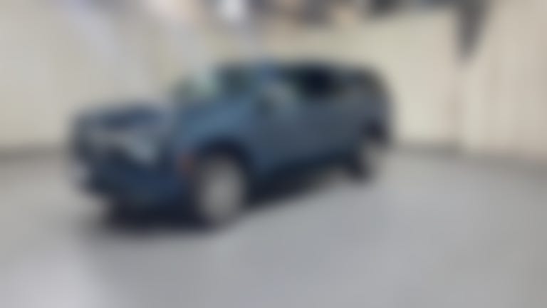 2025 Chevrolet Suburban vehicle photo