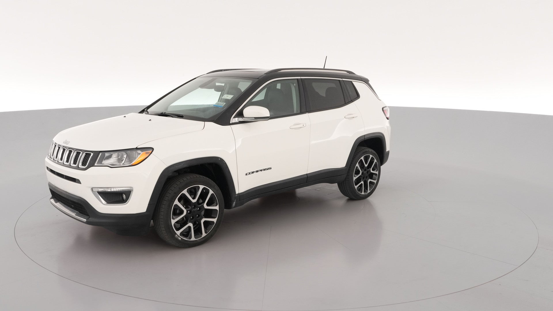 2018 Jeep Compass vehicle photo
