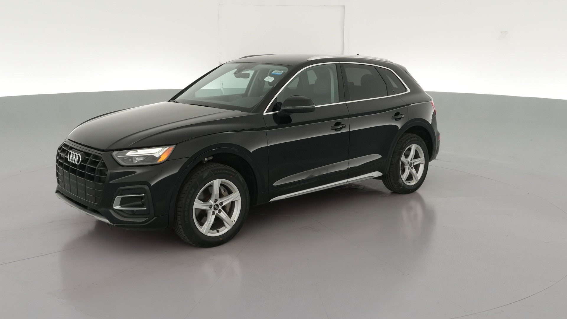 2021 Audi Q5 vehicle photo