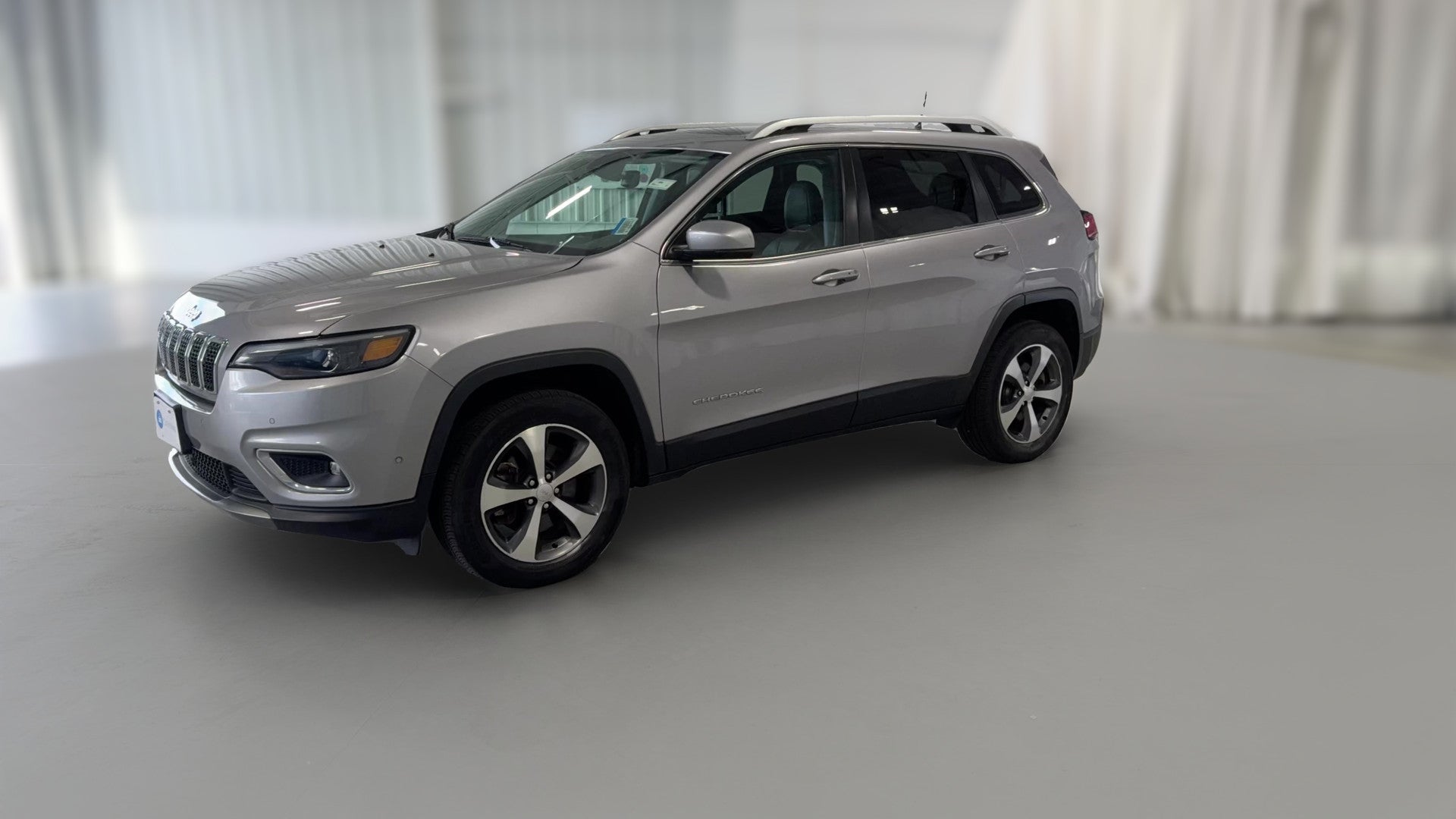 2021 Jeep Cherokee vehicle photo