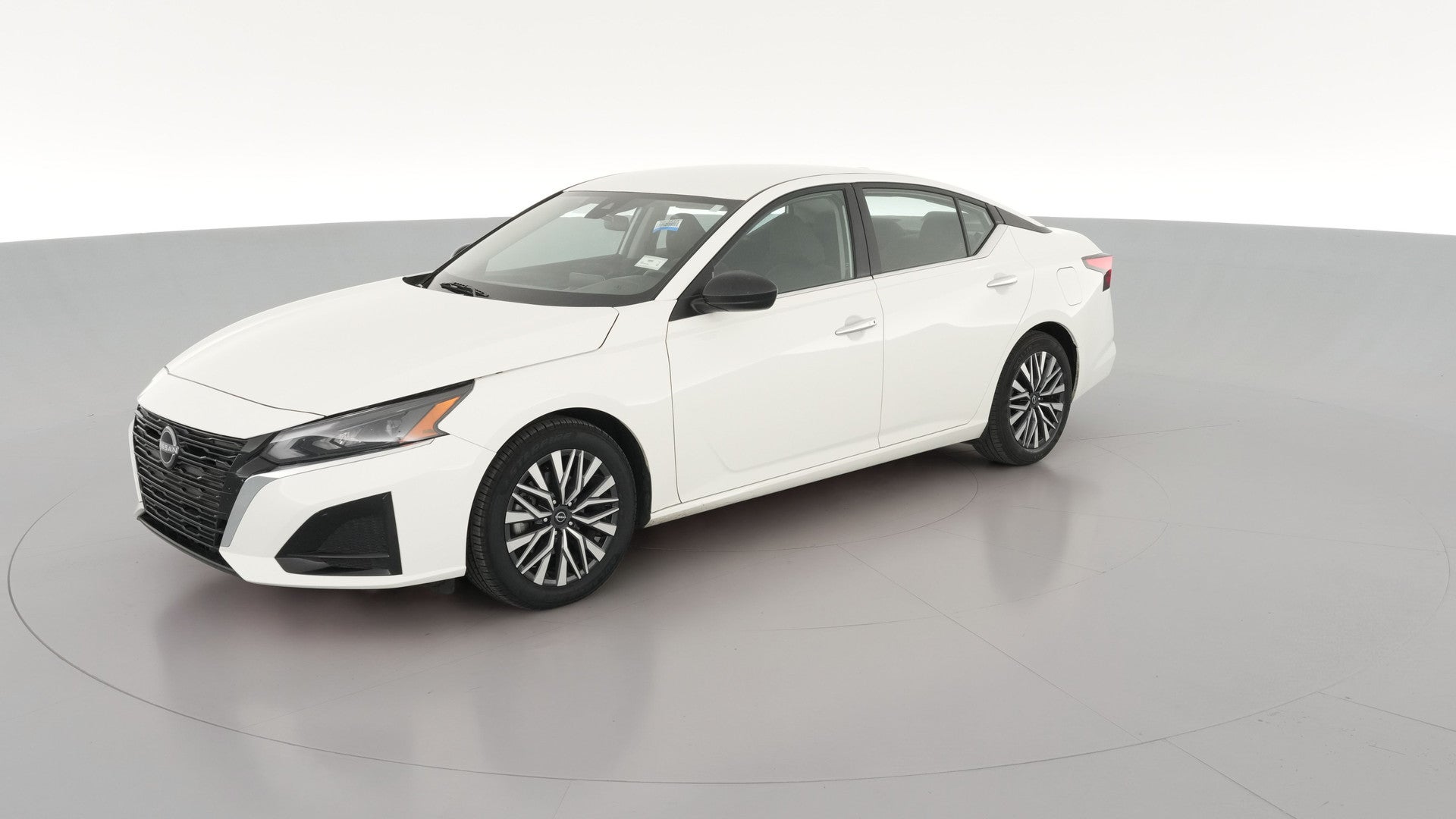 2025 Nissan Altima vehicle photo