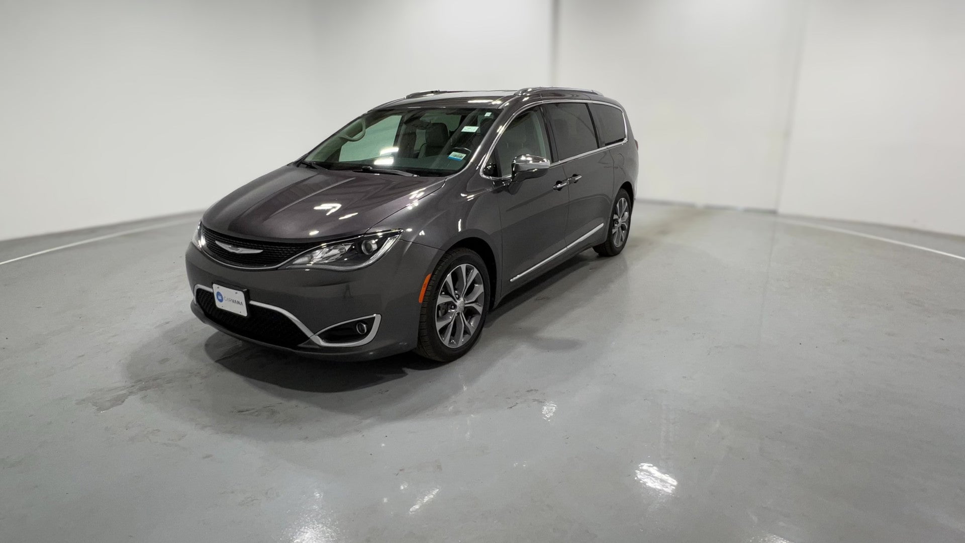 2017 Chrysler Pacifica vehicle photo