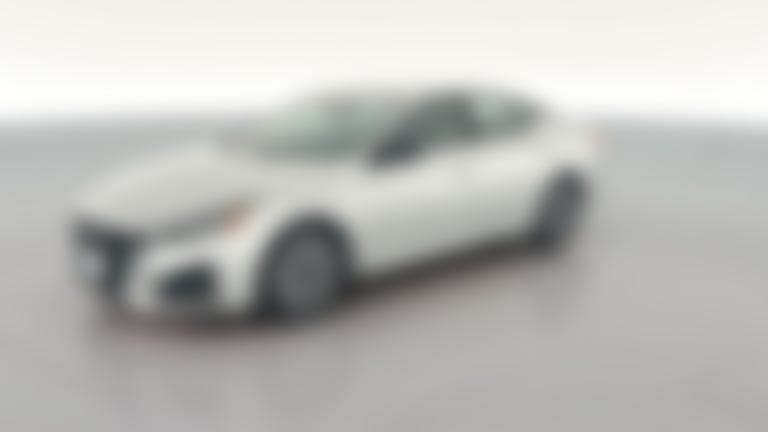 2024 Nissan Altima vehicle photo