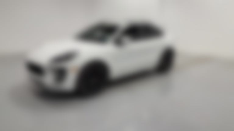 2018 Porsche Macan vehicle photo