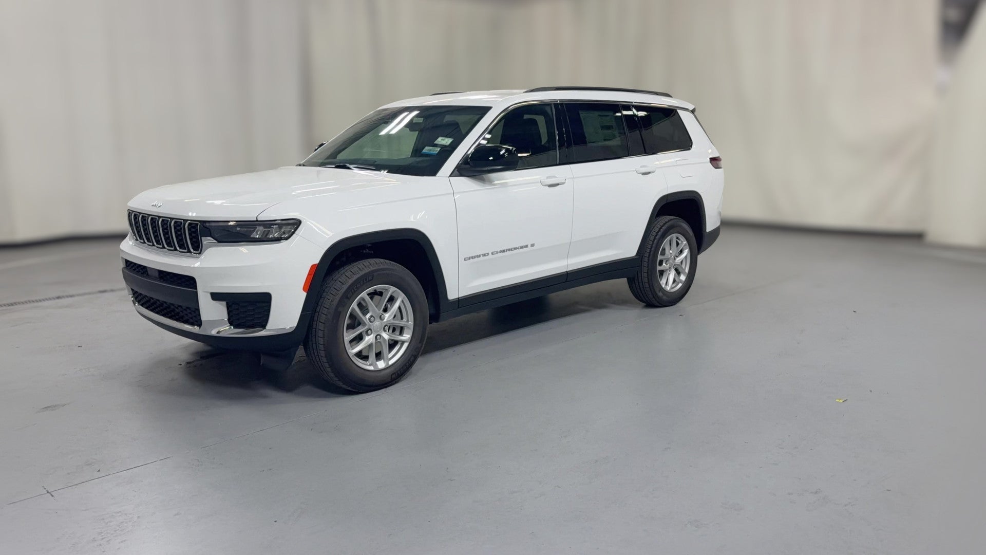 2026 Jeep Grand Cherokee L vehicle photo